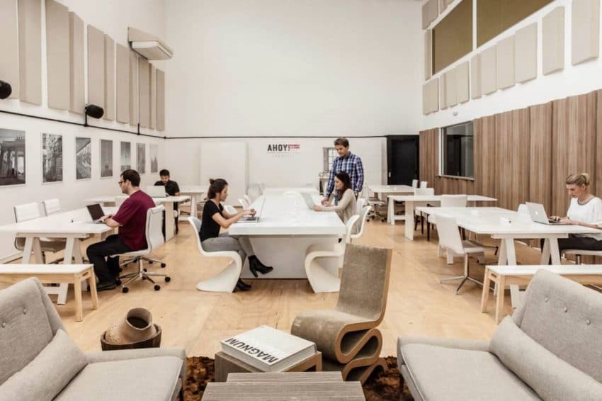 USE O COWORKING PARA AMPLIAR SUA REDE DE CONTATOS PROFISSIONAIS