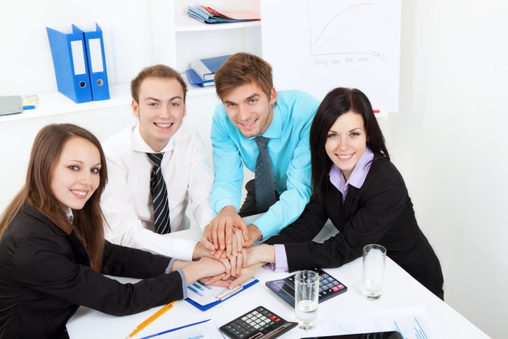 ASSOCIATIVISMO: SAIBA O QUE É E AS 5 VANTAGENS PARA O EMPREENDEDOR