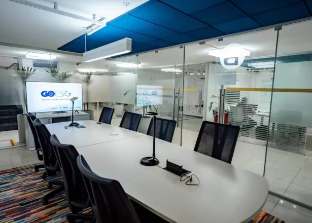 Sala-de-reuniao-GoESG-scaled