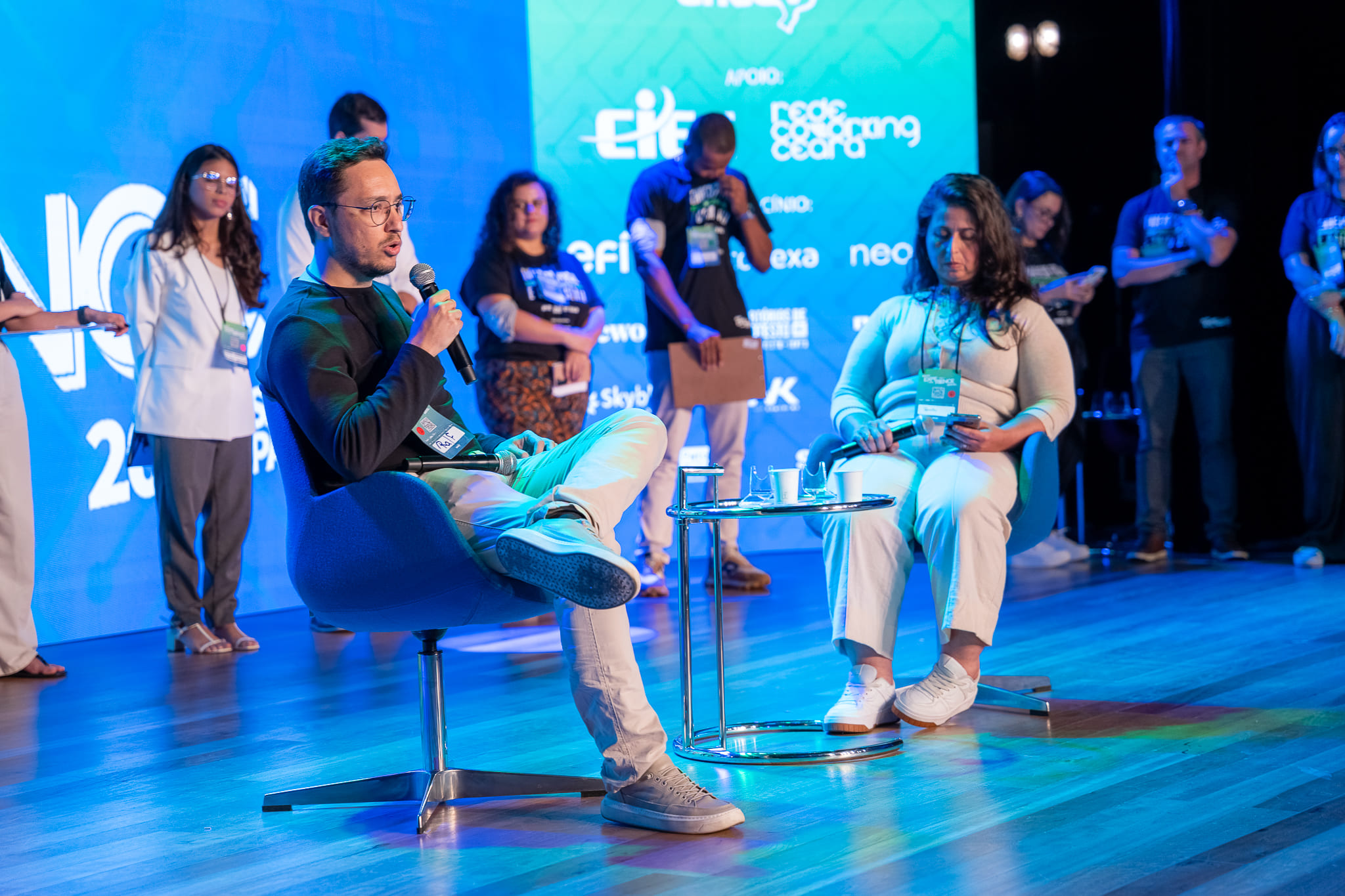 Apresentação de um dos casos como se fosse um podcast, a equipe inovou no modelo de apresentar o resultado