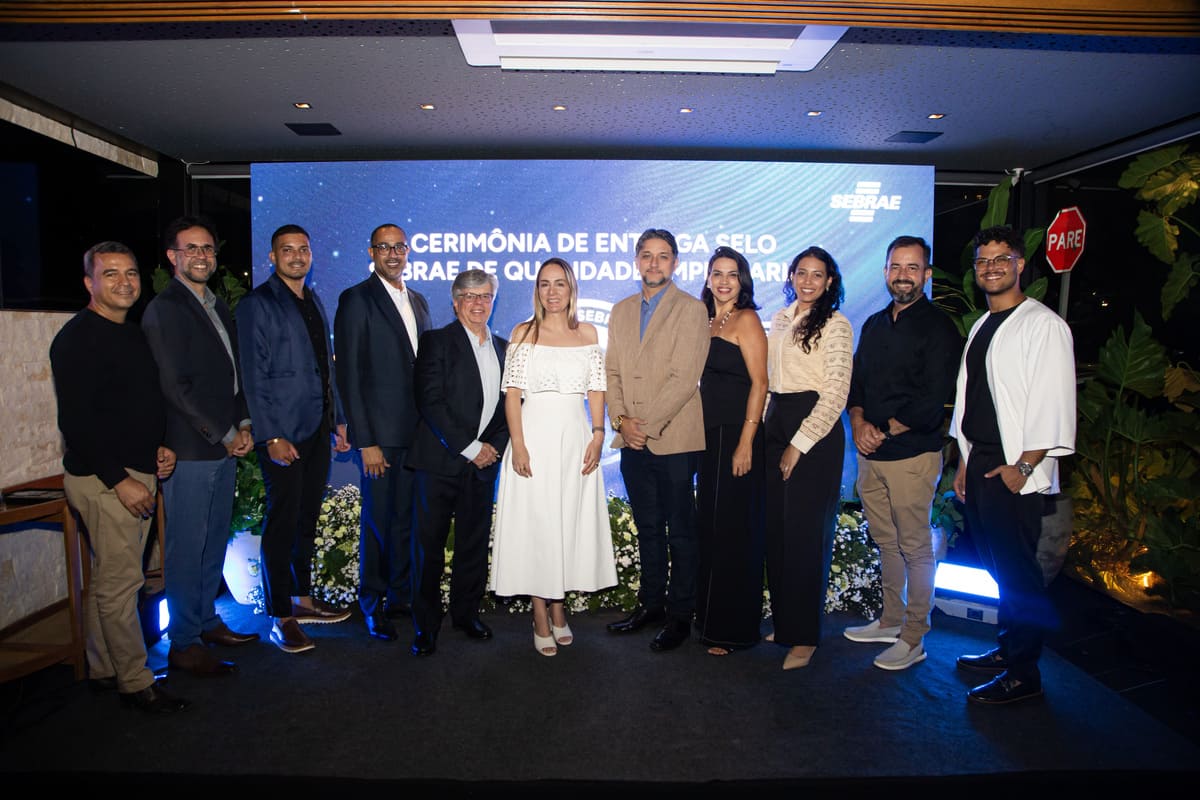 Alisson Souza, Marco Tulio, Douglas Rafael Reichembach, Moabe Teles, Raymundo Almeida, Priscila Felizola, Thiago Oliveira, Márcia Prata, Hellen Garcia, Alércio Guerra e Nathan Amorim