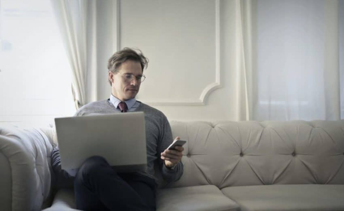 pexels-andrea-piacquadio-3771789-scaled-850x566-1