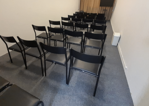 SalaTreinamentos-30pessoas-CoworkingTrevo-FortalezaCE